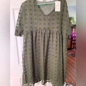 NWTSimpleFlavor lightweight fully lined dress.